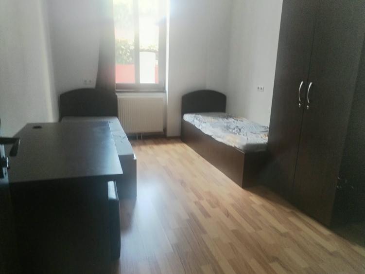 Apartament cu 2 camere decomandat în Drumul Carului