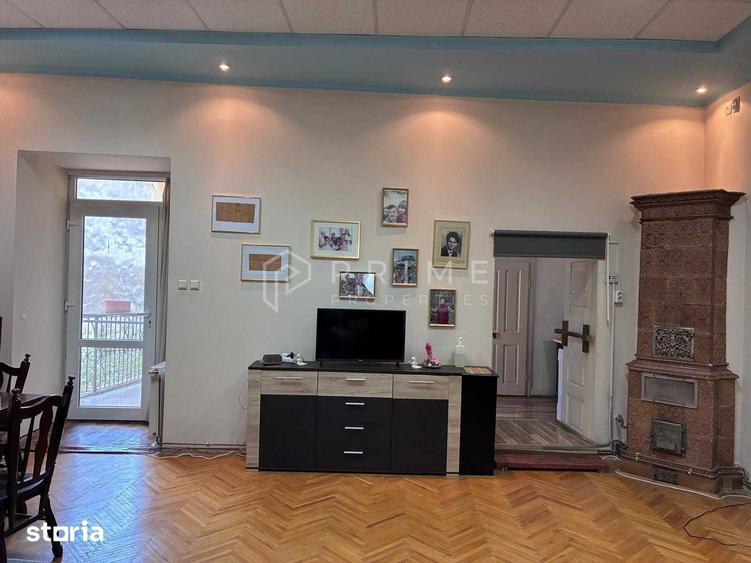 Apartament cu 3 camere semidecomandat în Aleea Carpați