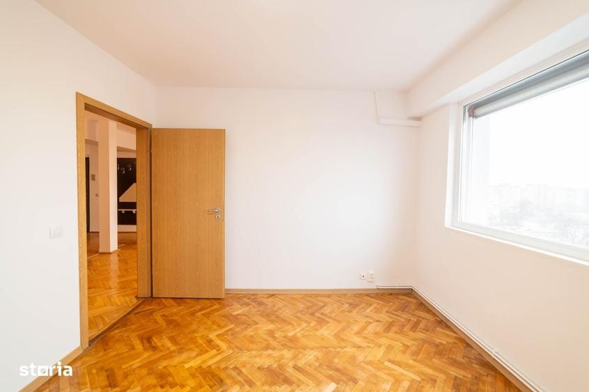 Apartament cu 3 camere în Dacia