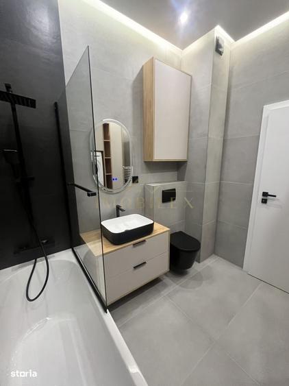 Apartament cu 3 camere decomandat în Florești