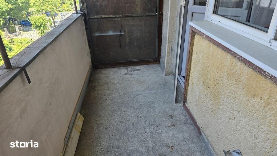 Apartament cu 2 camere în Zamfirescu