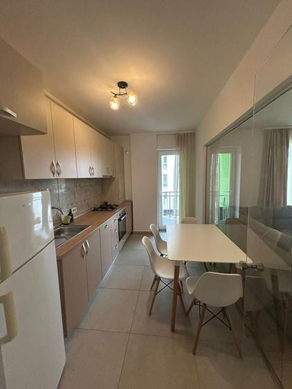 Inchiriez apartament 2 camere - 3