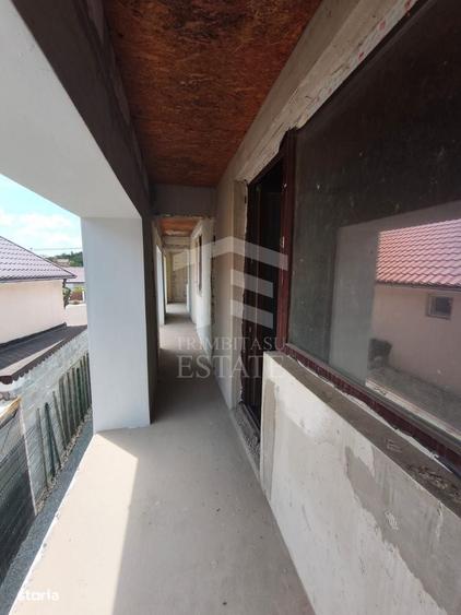 Casă cu 4 camere în Lumina