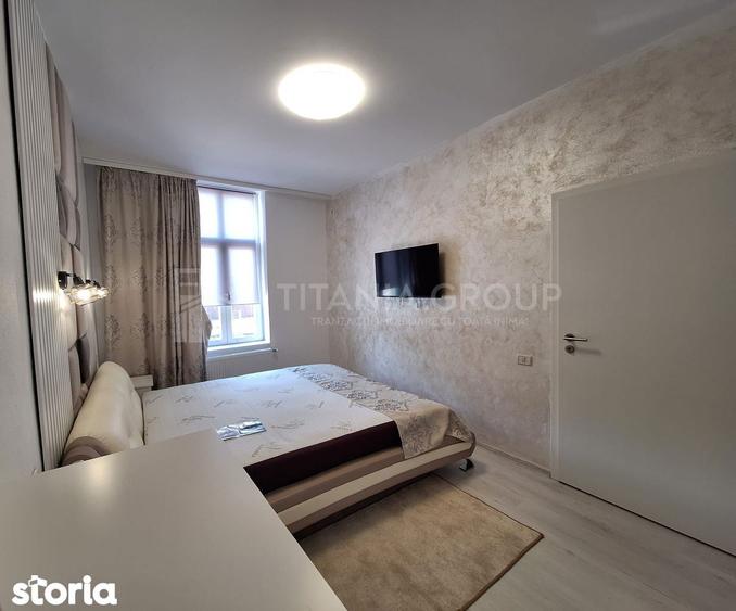 Apartament cu 3 camere, curte si loc de parcare Str. Lunga - 2