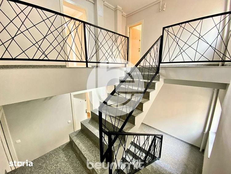 Apartament cu 4 camere în Cristian