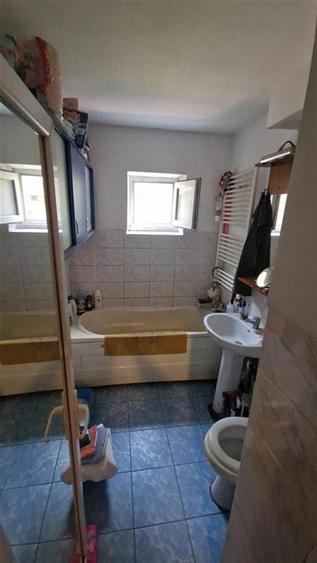 Apartament cu 2 camere decomandat în Cug