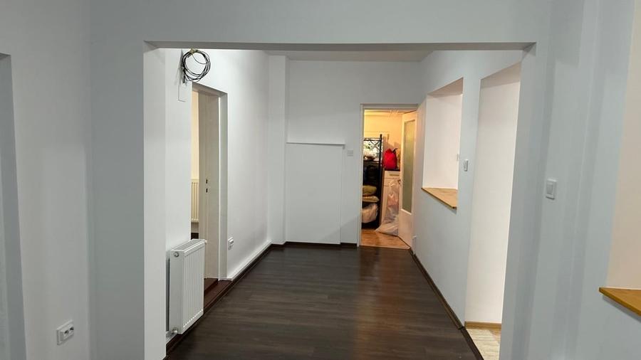 Casă cu 3 camere cu Teren 148 Mp în Colentina