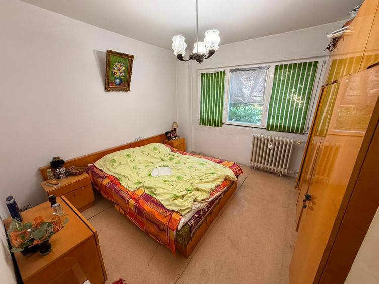 Apartament cu 3 camere în Berceni