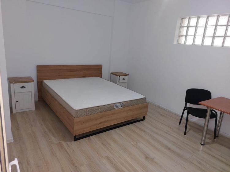 Apartament cu 3 camere decomandat în Militari