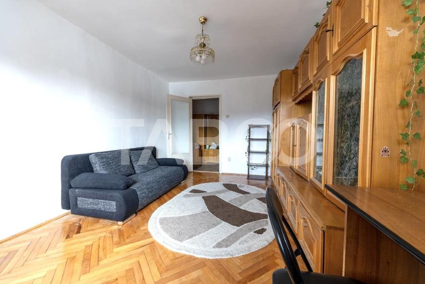 Apartament cu 2 camere decomandat, mobilat în Între Lacuri