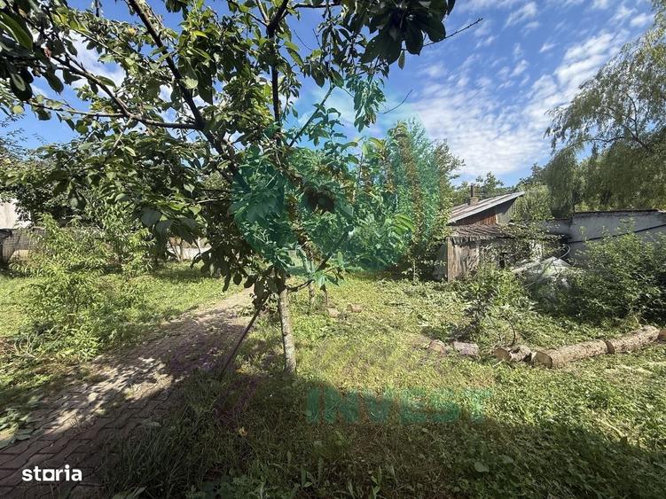Casă cu 4 camere în Moara Domnească