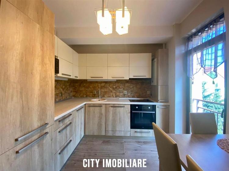 Apartament cu 3 camere semidecomandat, mobilat în Zorilor