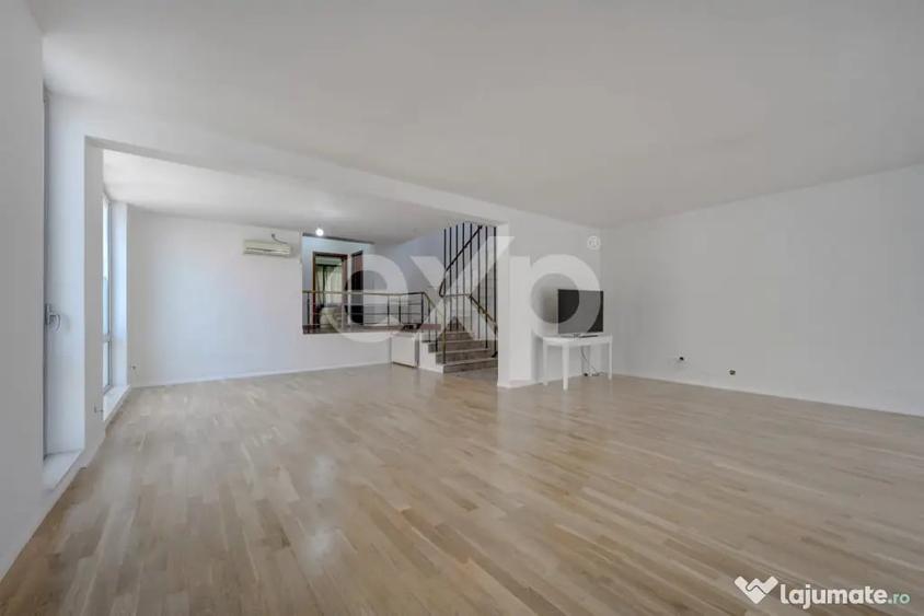 Apartament cu 4 camere decomandat în Dorobanți