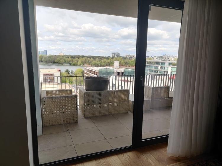 Apartament cu 5 camere decomandat, mobilat în Floreasca