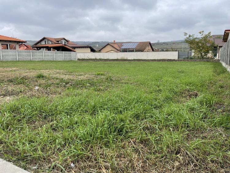 Teren Construcții intravilan de 650 mp, în Ciugud