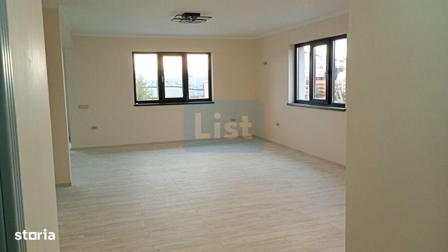 Casă cu 3 camere în Movileni