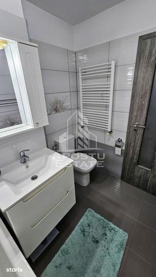 Apartament cu 3 camere decomandat în Lipovei