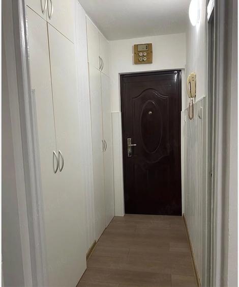 Garsonieră decomandată în Lujerului