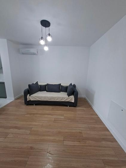 Inchiriez apartament cu 2 camere  - 4
