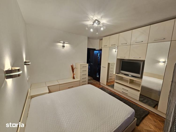 Apartament cu 2 camere decomandat în Școlilor