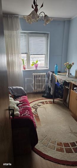 Apartament cu 3 camere decomandat în Militari