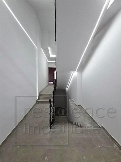 Spațiu comercial, de 1,304 mp, în Ultracentral