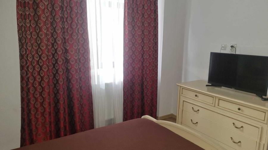 Apartament cu 2 camere decomandat în Galata