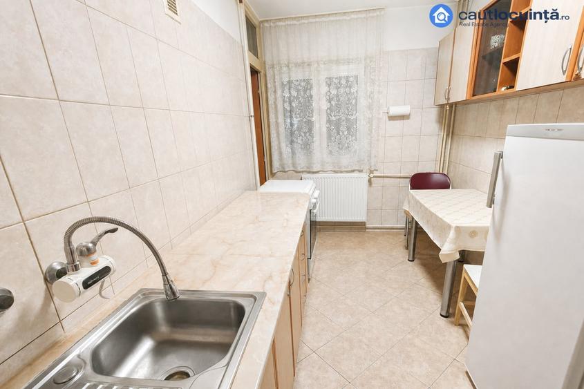 Apartament cu 3 camere decomandat, mobilat în Rahova