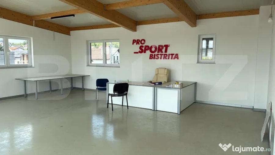 Spațiu comercial, de 80 mp, în Central