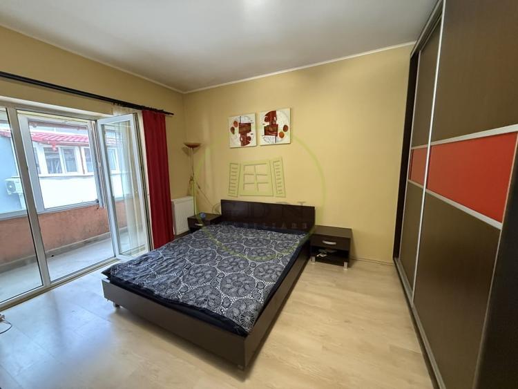 De închiriat - Ap. 4 camere, curte comună, Florești, 90 mp. - 8