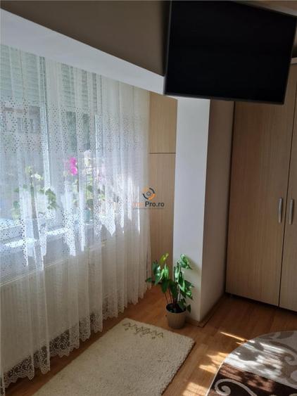 Decomandat Parter Inalt Zona Lipovei - 4