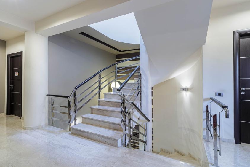 Casă individuală cu 4 camere cu Teren 700 Mp în Valea Oltului