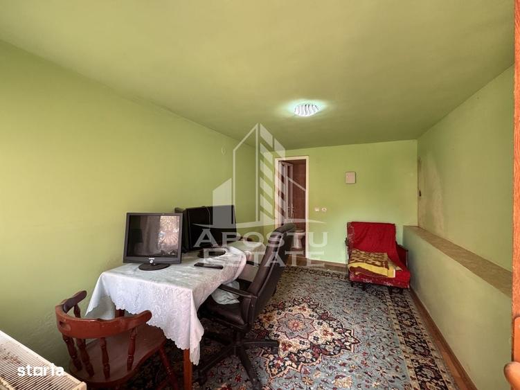 Casă cu 4 camere în Cerbăl