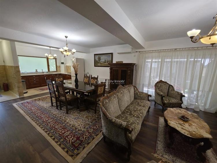 Casă cu 4 camere cu Teren 100 Mp în 1 Decembrie