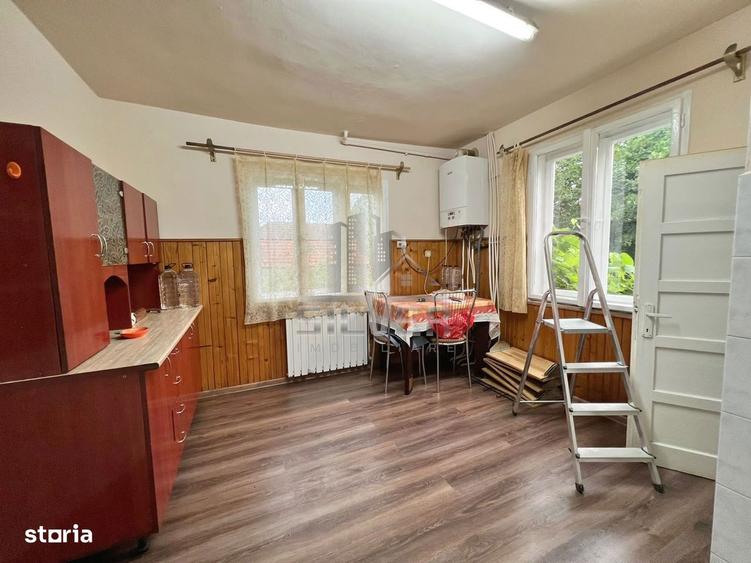 Casă cu 3 camere în Grigorescu