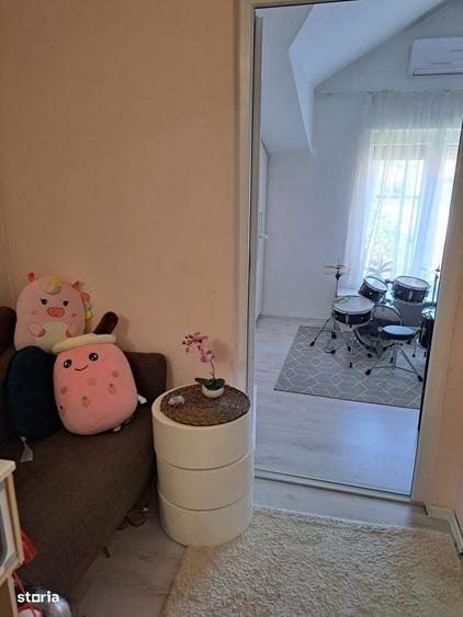 Apartament cu 3 camere în Decebal