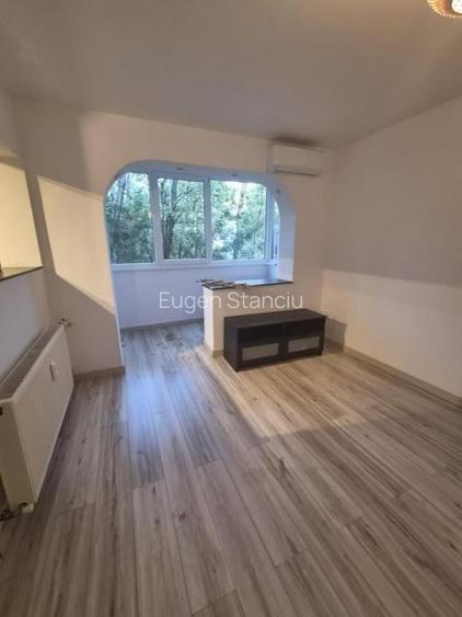 2 Camere Renovat Integral | 10 Min Metrou |