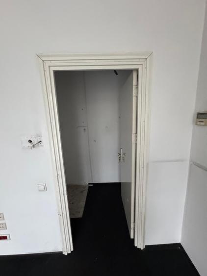Spațiu comercial, de 100 mp, în Basarabia