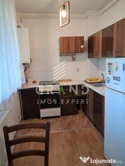 Apartament cu 2 camere semidecomandat în Borhanci