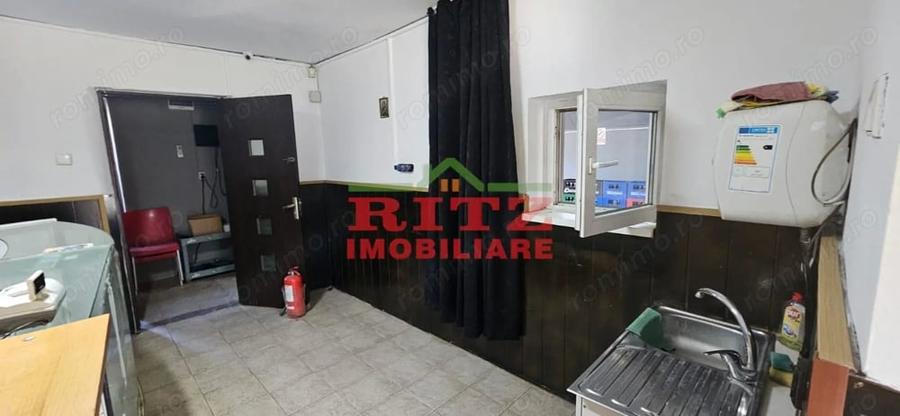 Spațiu comercial, de 60 mp, în Studina