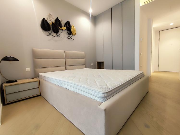 Apartament cu 3 camere decomandat în Cotroceni