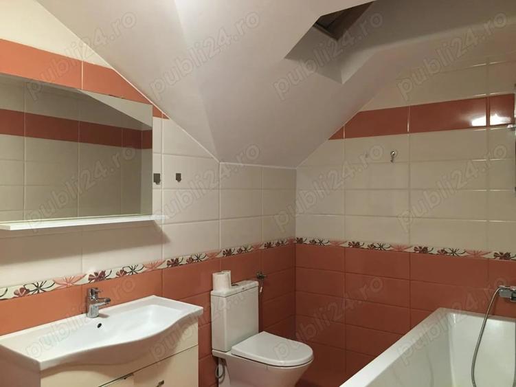 Apartament cu 3 camere în Calea Dumbrăvii