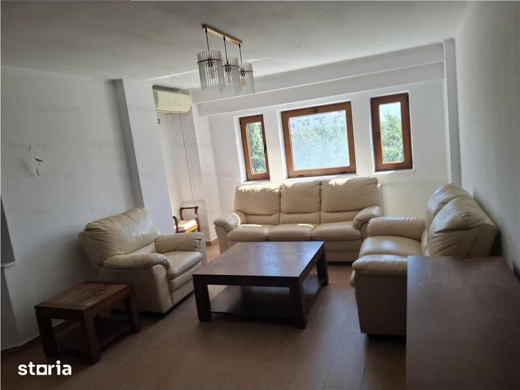 Apartament cu 3 camere decomandat în Centrul Civic