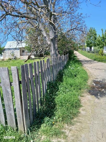 De vanzare casa ?i teren cu o suprafata de 5914 mp, 25.000 euro - 5