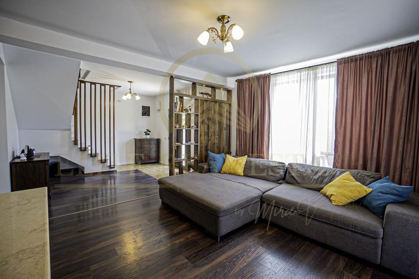 Casă individuală cu 5 camere cu Canalizare în Valu lui Traian