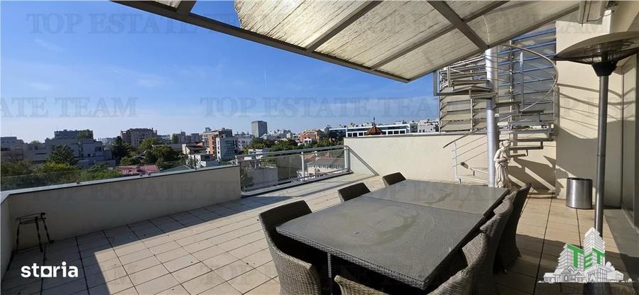 Apartament cu 4 camere decomandat, mobilat în Polonă