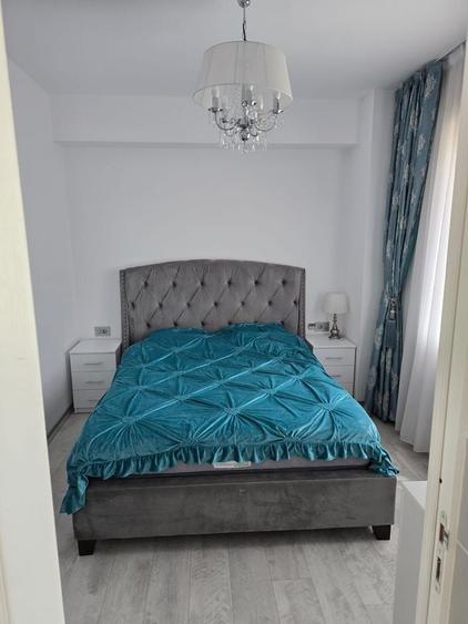 Apartament cu 3 camere, mobilat în Băneasa