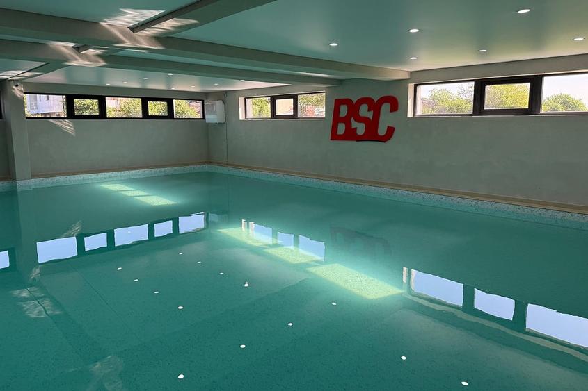 Spațiu comercial, de 360 mp, în Drumul Taberei