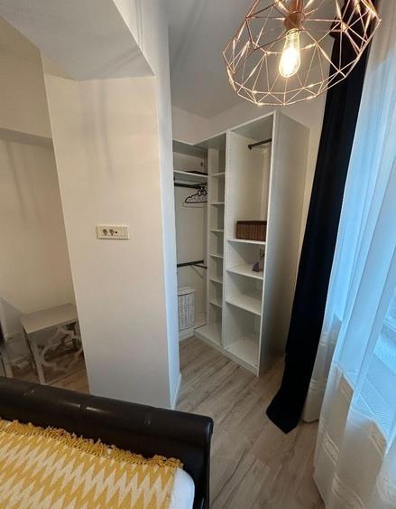 Apartament cu 2 camere semidecomandat, mobilat în Timpuri Noi
