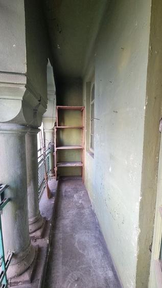 Apartament cu 4 camere decomandat în Calea Victoriei